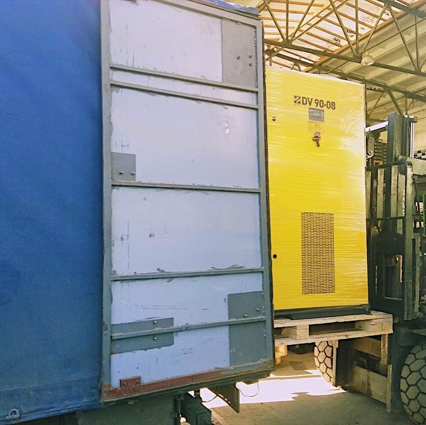 Произвели поставку винтового компрессора DV9008 90 кВт